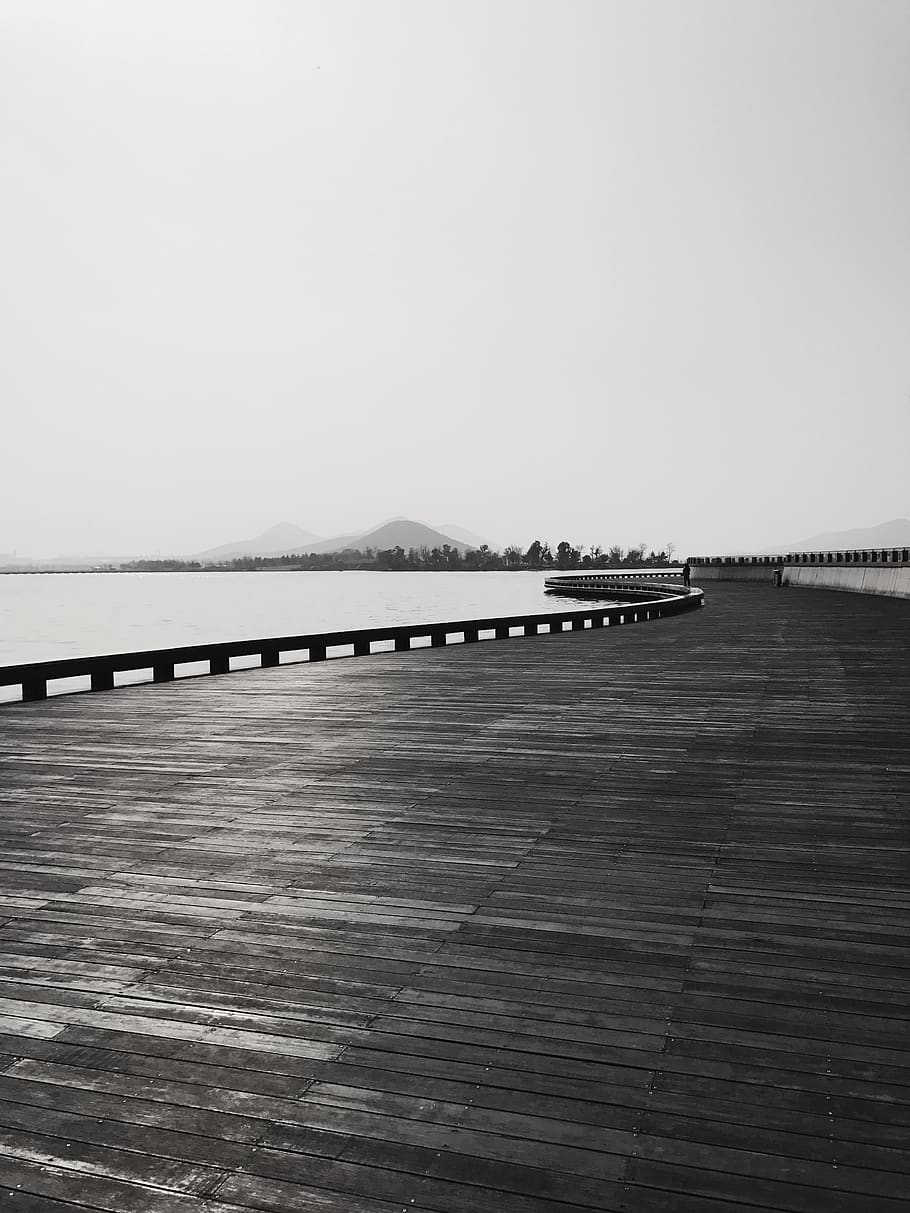 sky, water, architecture, built structure, copy space, day HD wallpaper