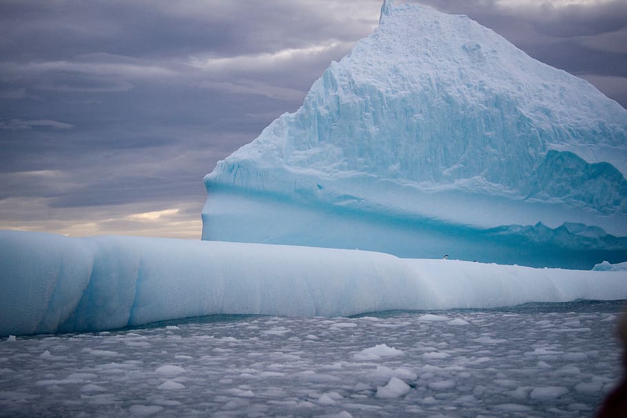 Glacier sky