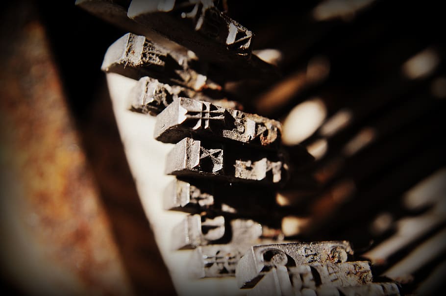 typeqriter key, typewriter, selective focus, close-up, no people HD wallpaper