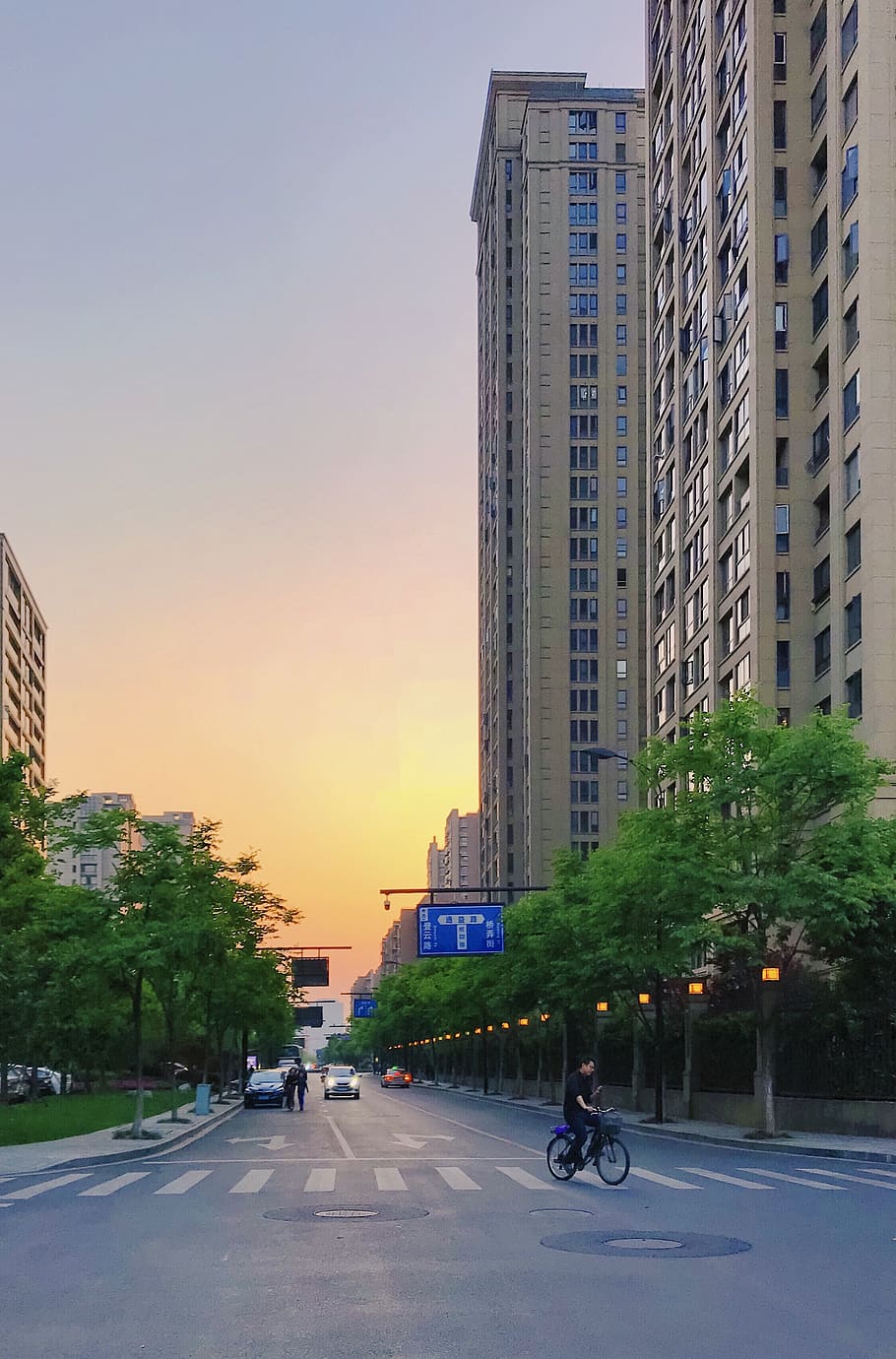 city, building exterior, architecture, transportation, sky HD wallpaper