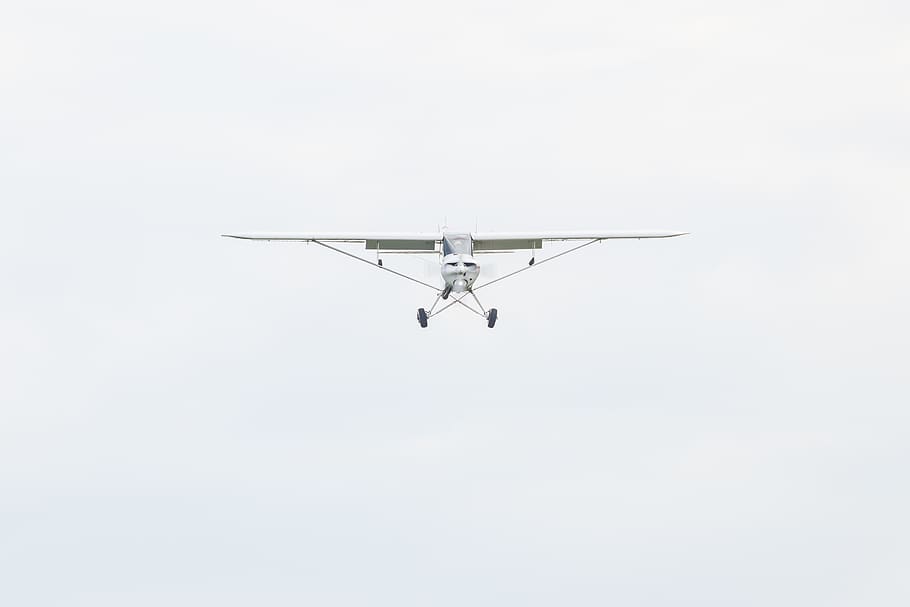 white monoplane flying during daytime, air vehicle, airplane HD wallpaper