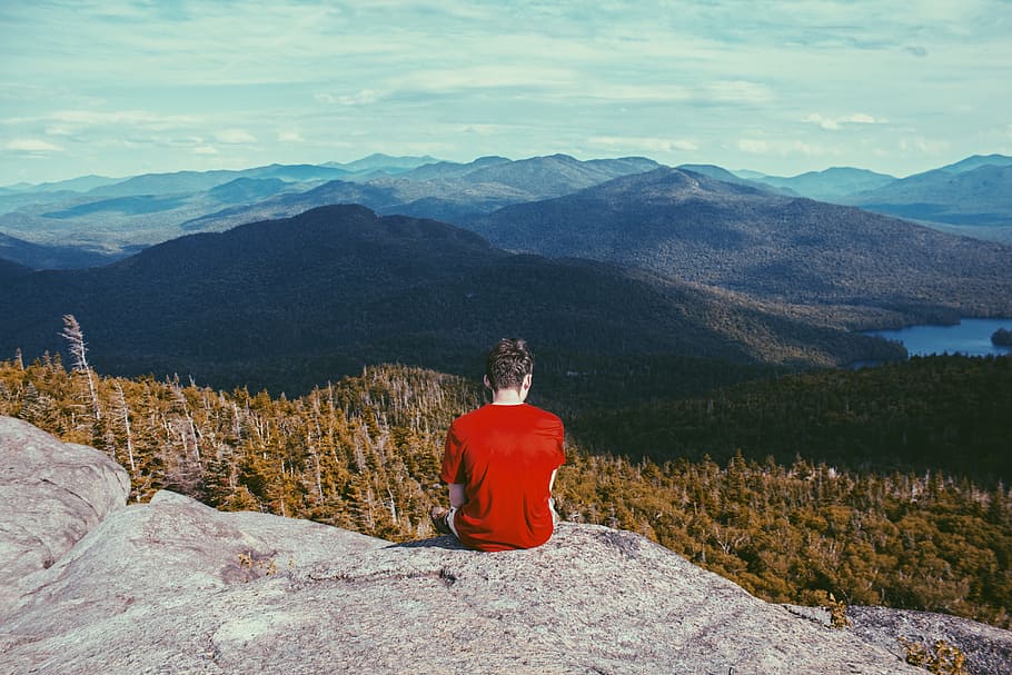 mountain, people, man, alone, rest, rocks, sunny, sunlight HD wallpaper