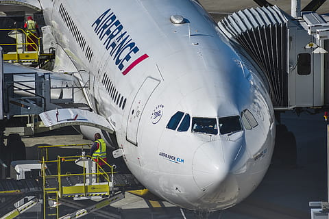 white-air-france-airplane-thumbnail.jpg