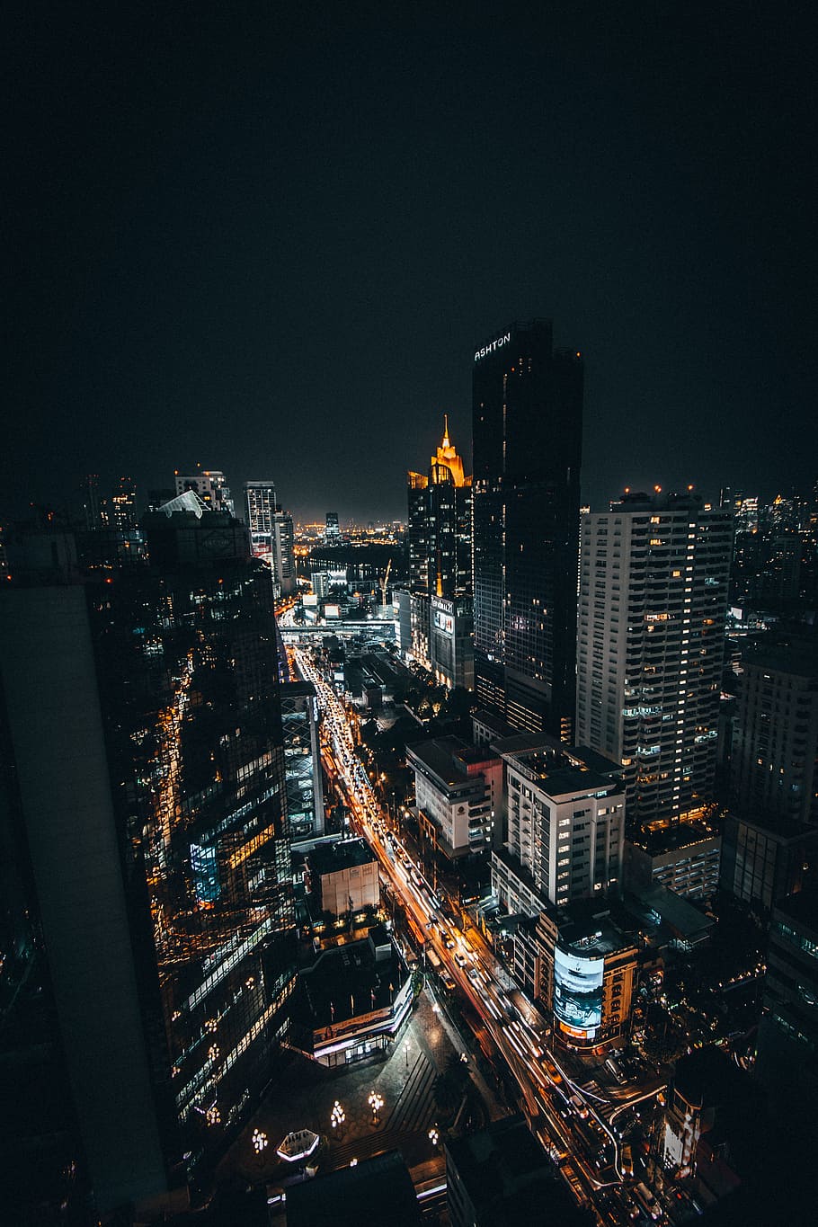 city at night iphone wallpaper