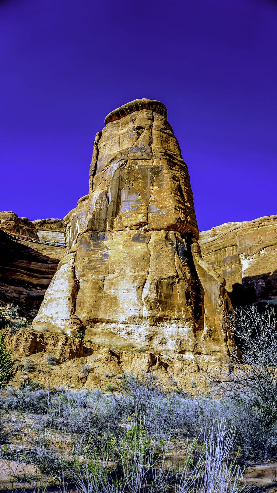 brown rock formation, nature, outdoors, cliff, mountain, mesa HD wallpaper