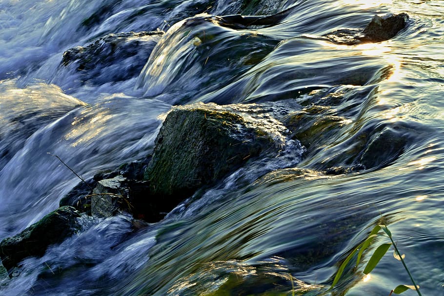 Natural flow. Ручей. Вода ручей. Поток воды ручей. Ручеек, волны, природа.