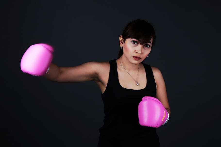 Woman Wearing a Tank Top, bangs, beautiful, beauty, boxer, boxing HD wallpaper
