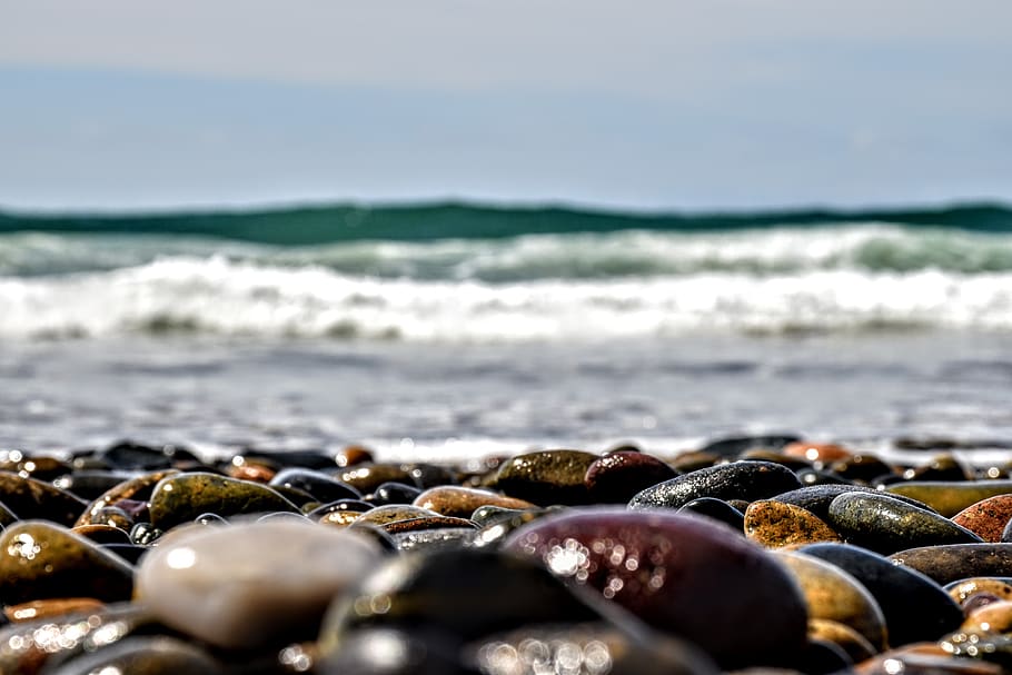 beach, rocks, focus, low angle, waves, ocean, sea, water, nature, HD wallpaper