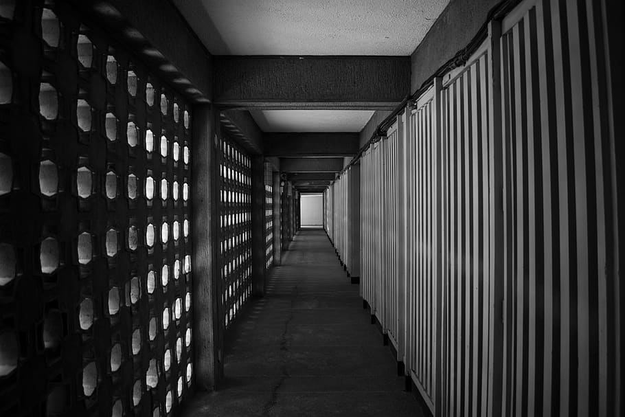 Grayscale Photo of Pathway, architecture, building, empty, indoors HD wallpaper