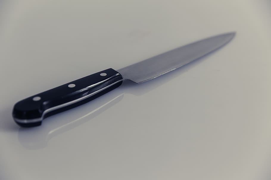 knife, sharp, kitchen, utensils, reflection, single object HD wallpaper