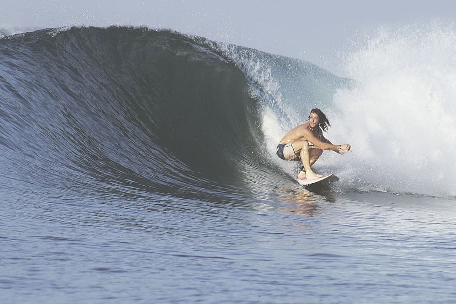 people, man, surf, waves, ocean, sea, beach, vacation, adventure HD wallpaper