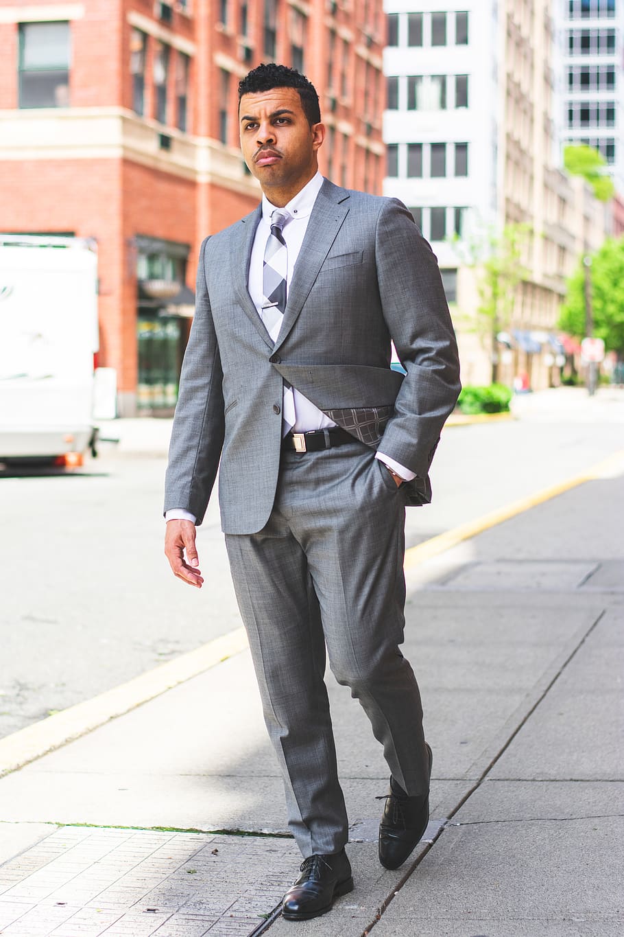 Man Wearing Gray Suit, facial expression, good-looking, handsome HD wallpaper