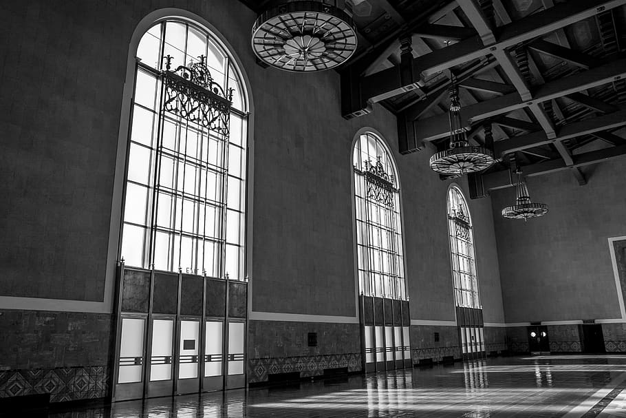 hallway with three large arch-shaped windows, prison, union station, HD wallpaper