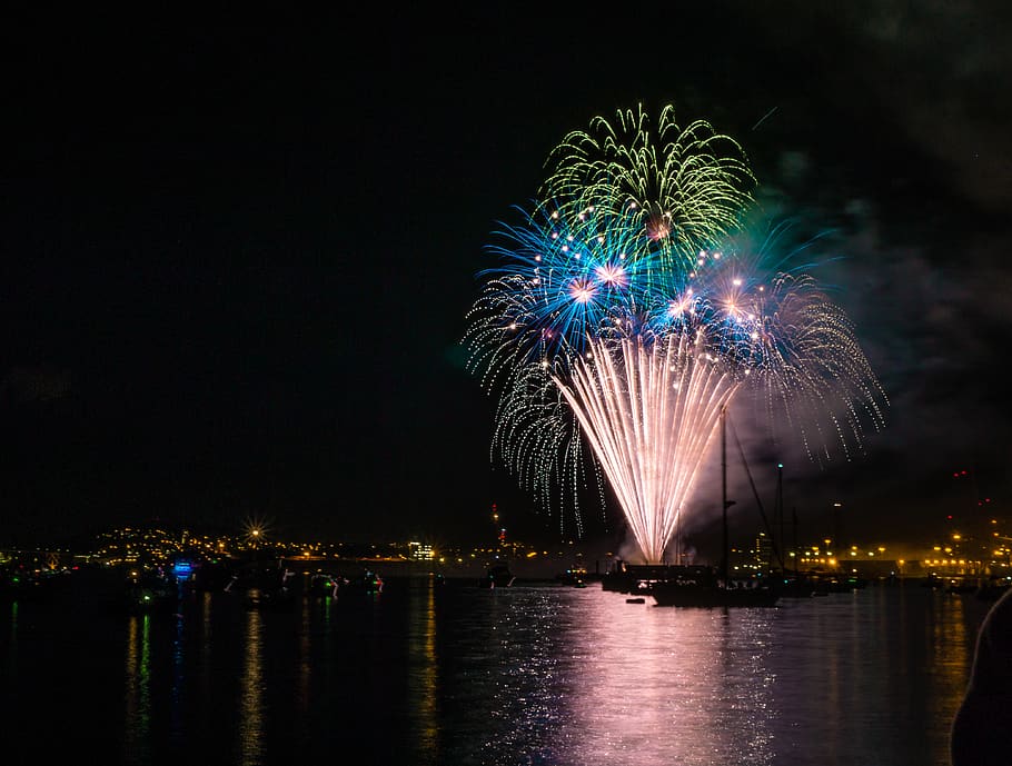 fireworks, celebration, night, illuminated, arts culture and entertainment HD wallpaper