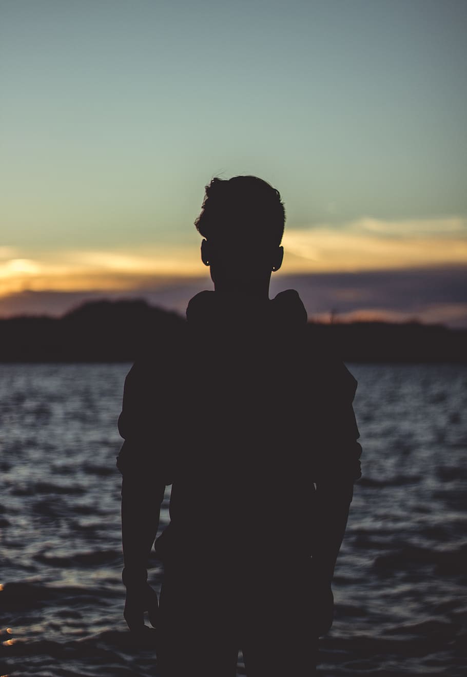 Silhouette Photo of Person Near Body of Water, backlit, beach HD wallpaper
