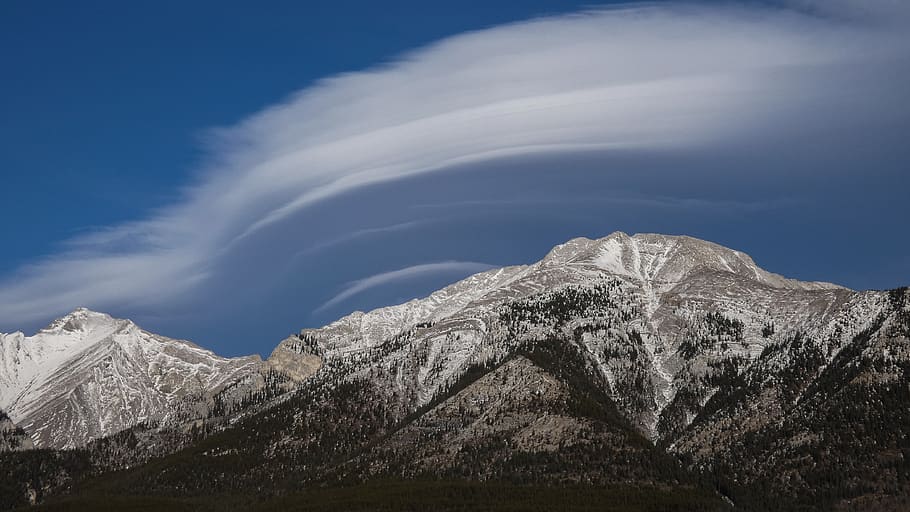 mountains under white clouds during daytime, nature, outdoors HD wallpaper