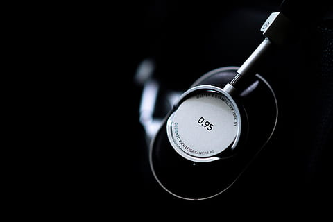 device displaying at 0.95, electronics, camera, lens cap, leisure activities HD wallpaper