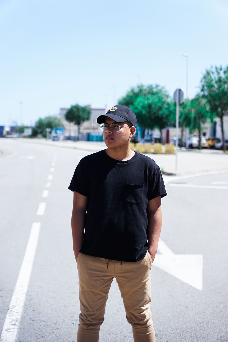 man in black cap, apparel, clothing, human, person, sunglasses HD wallpaper