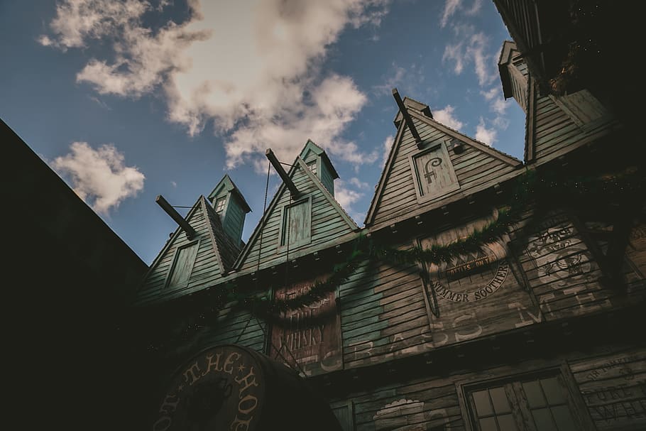 universal, orlando, harry potter, theme, park, building, clouds HD wallpaper