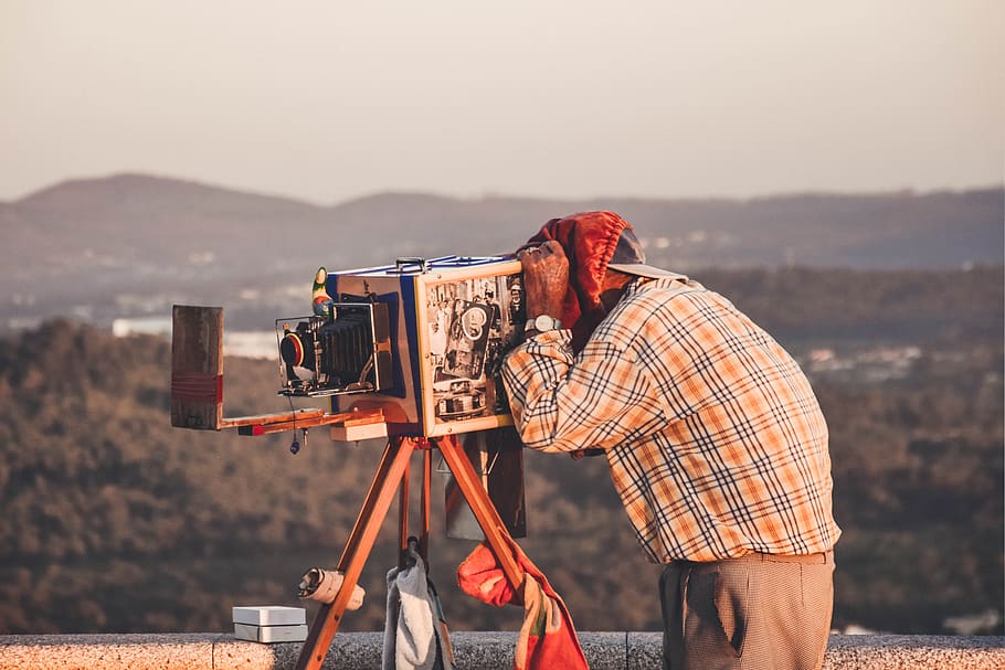 person using folding camera, occupation, men, one person, technology HD wallpaper