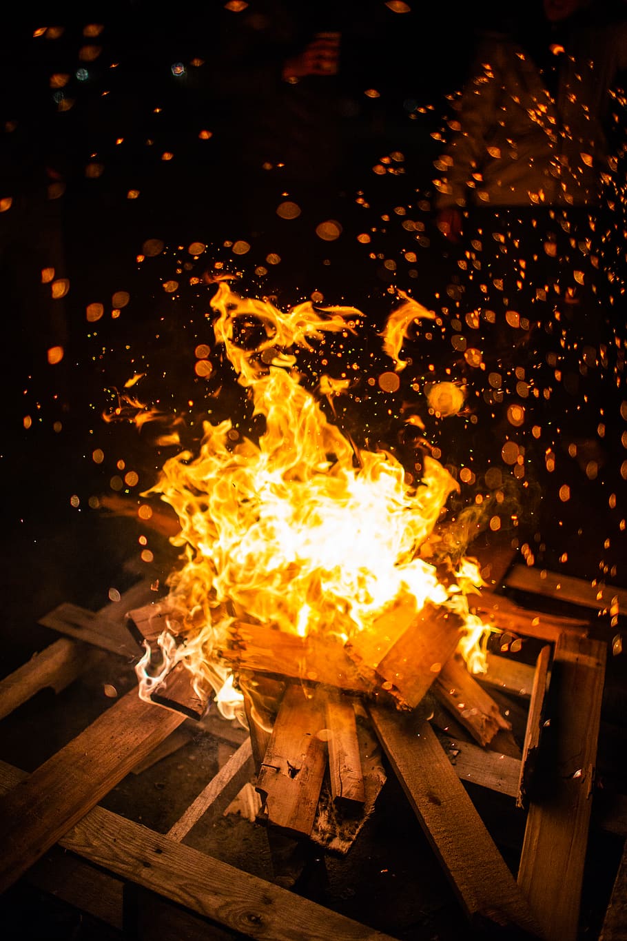 bonfire, burning, flame, heat - temperature, fire - natural phenomenon HD wallpaper