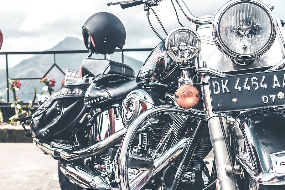 Black and Gray Cruiser Motorcycle Parked Near Railings, chopper HD wallpaper
