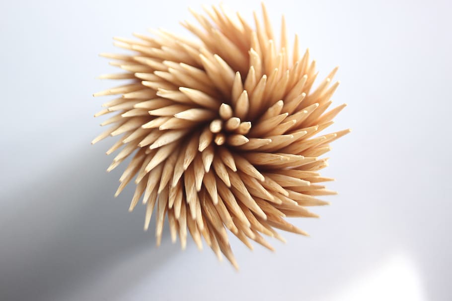 toothpick, spiral, indoors, still life, studio shot, no people HD wallpaper