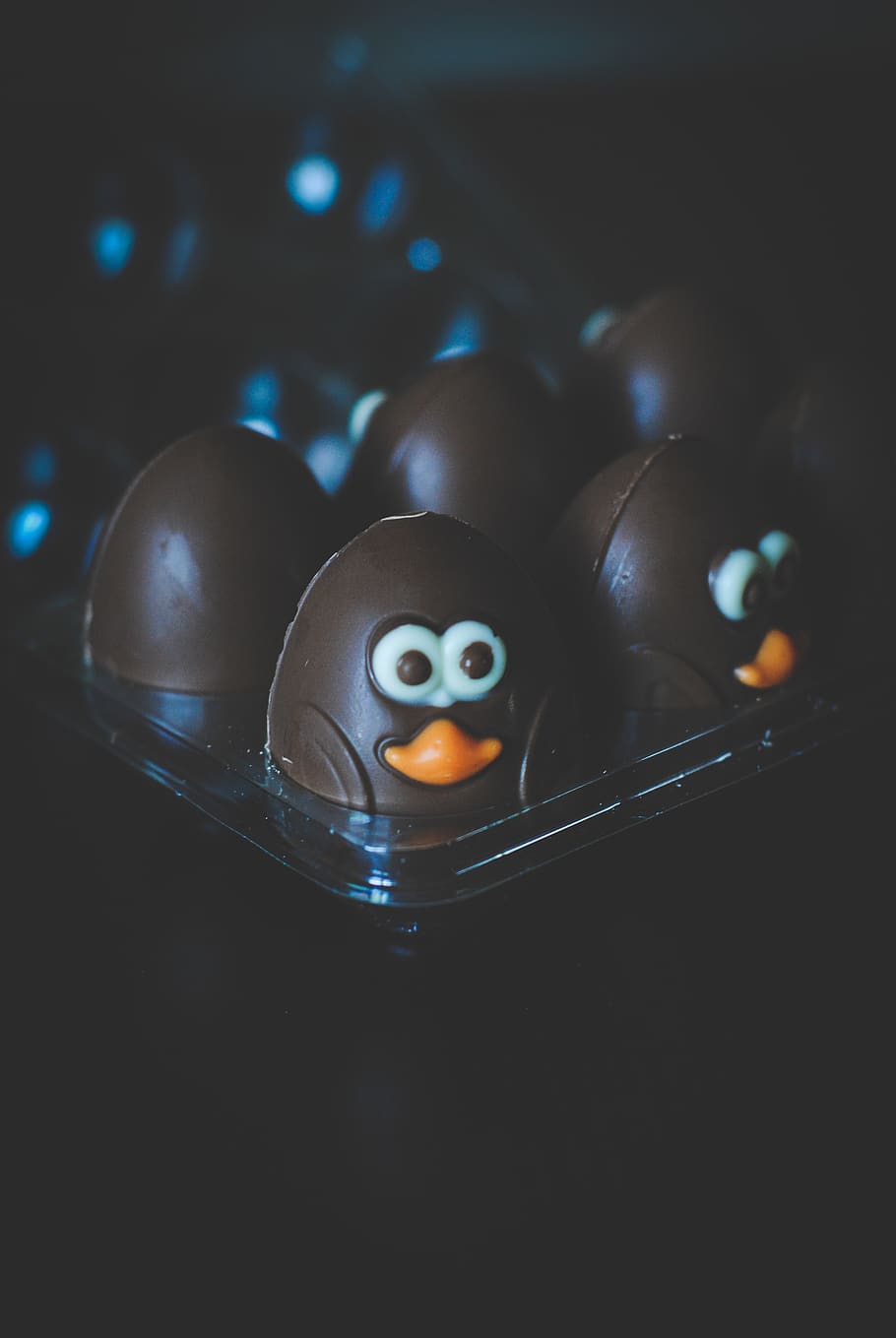 brown bird egg decors, food, chocolate, easter, chicks, easter egg HD wallpaper