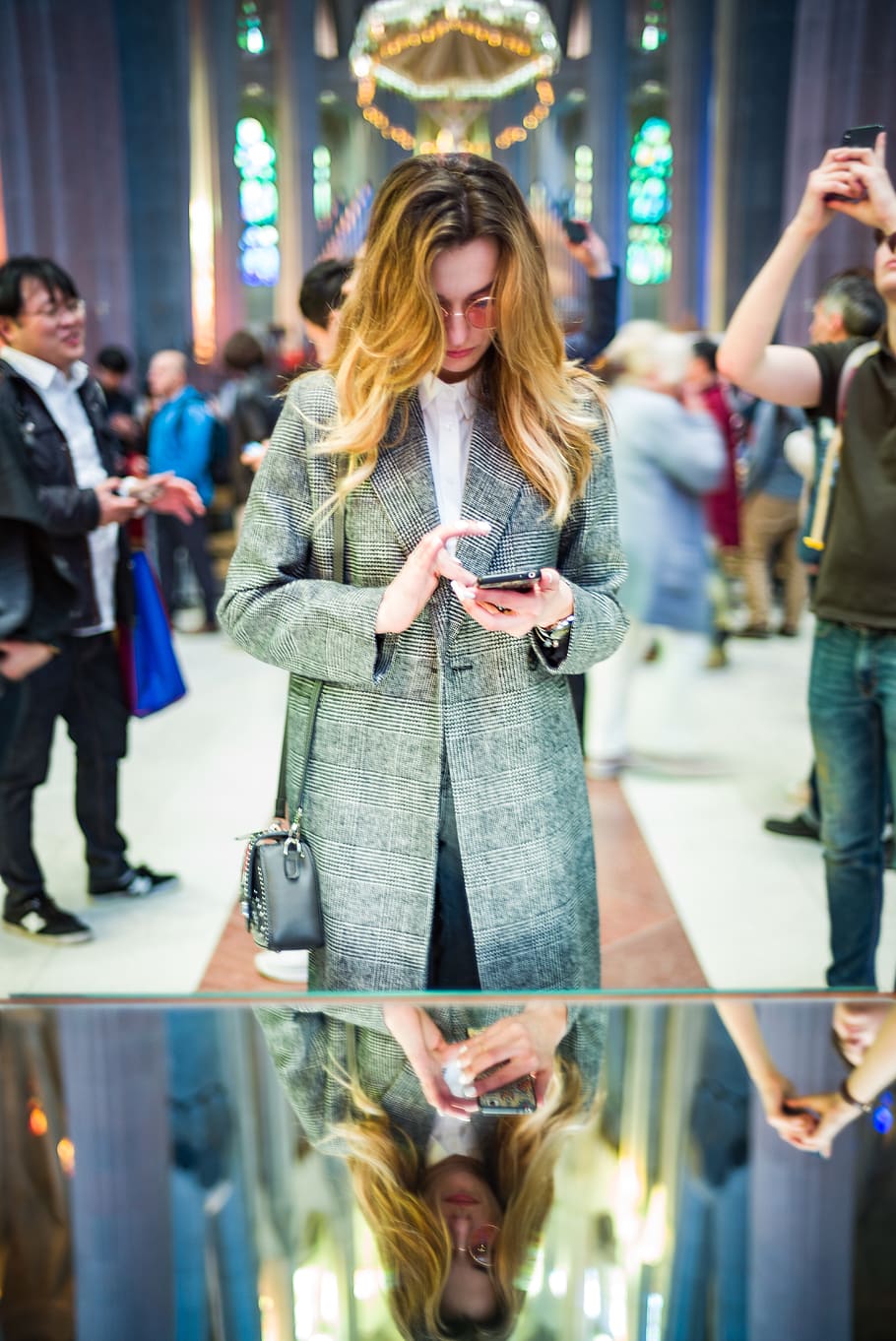 woman using smartphone, apparel, clothing, human, person, shoe HD wallpaper