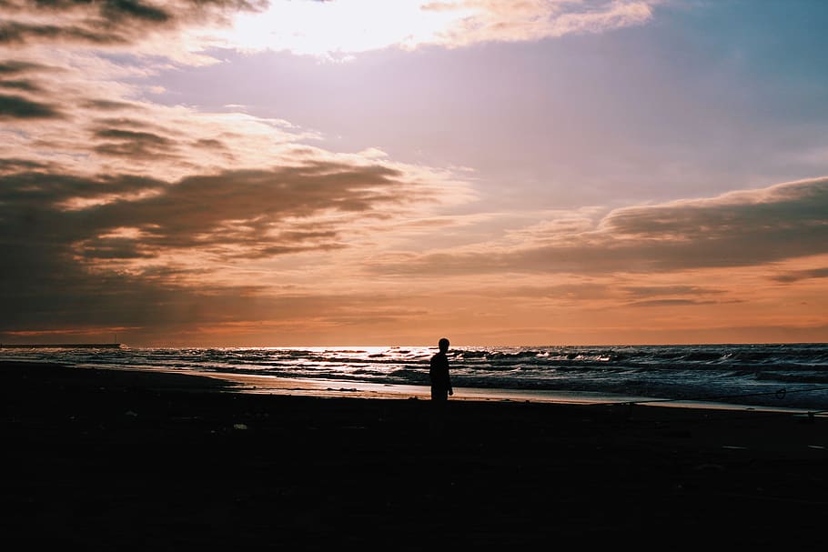 people, sea, beach, cloudy, sky, cloudy sky, wallpaper, background HD wallpaper