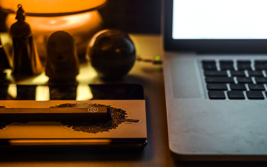 laptop computer on wooden surface, technology, communication HD wallpaper