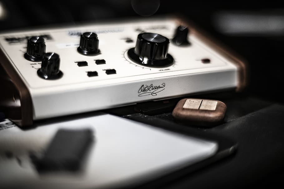 shallow focus photography of control knobs, electronics, joystick HD wallpaper