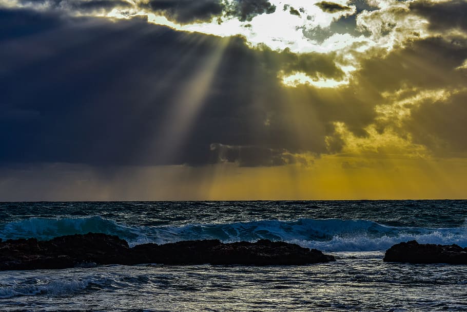 sea, sky, clouds, nature, evening, ocean, sunlight, sunbeam HD wallpaper