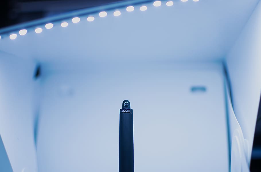 lights, wacom, wacom pen, mini studio, stylus, wacom stylus HD wallpaper