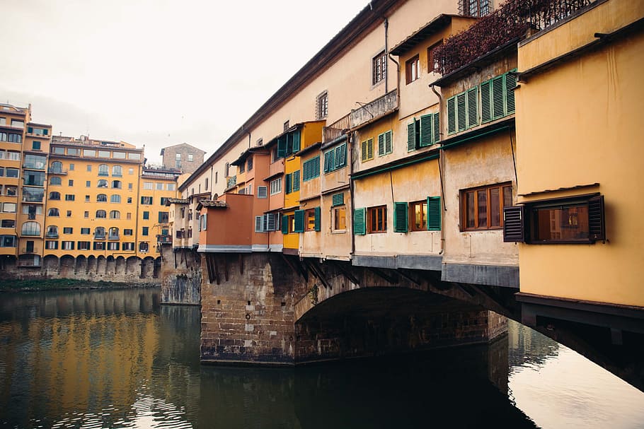 Old bridge over Arno river in Florence, Italy, arch, architecture HD wallpaper