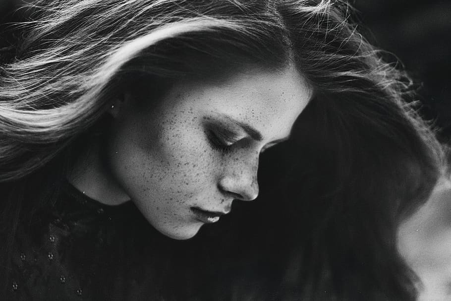 Avril Lavigne, headshot, close-up, portrait, one person, young adult HD wallpaper