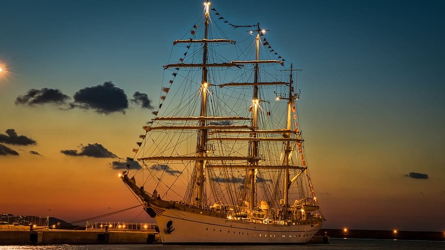 White Ship during Golden Hour, bay, clouds, coast, dock, golden sunset HD wallpaper