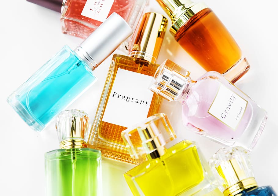 Assorted Perfume Bottles, close-up, collection, cologne, colored, HD wallpaper