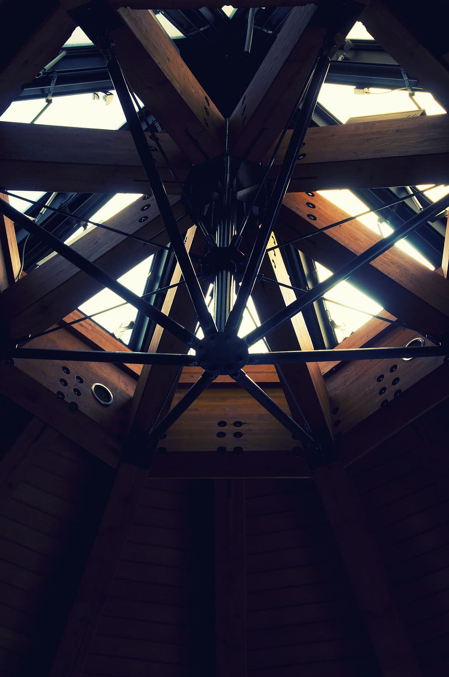 roof window, ceiling, framework, hall, low angle view, architecture HD wallpaper