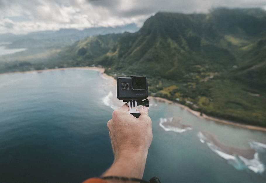 hand, go pro, camera, selfie, nature, landscape, mountain, travel HD wallpaper