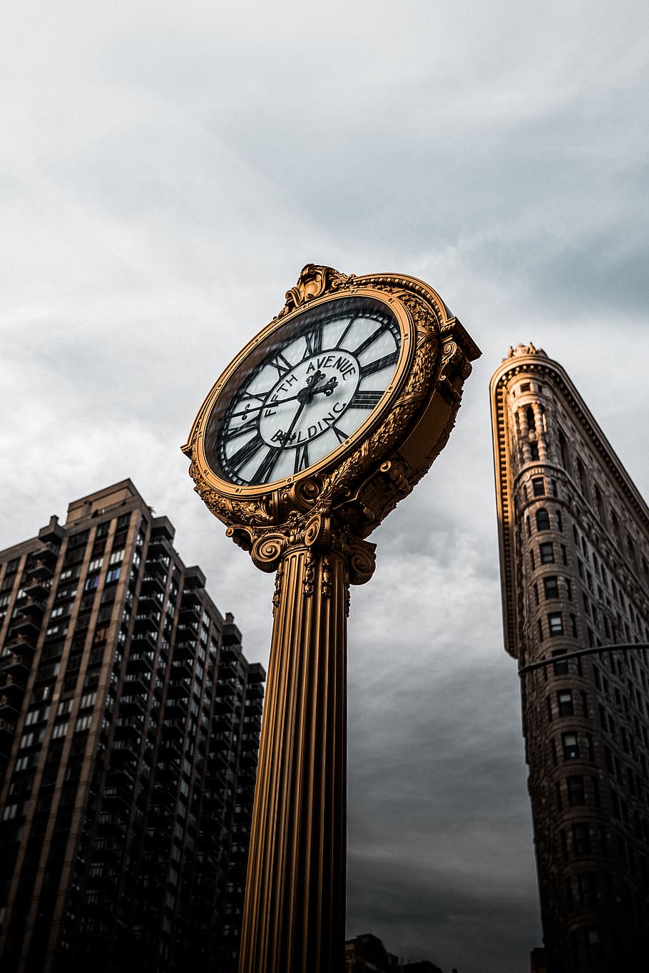 Fifth Avenue Building clock, architecture, low angle view, sky HD wallpaper