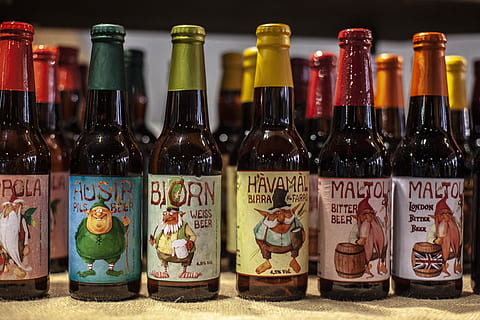 Assorted beer, alcohol, alcohol bottles, alcoholic beverage, bar HD wallpaper