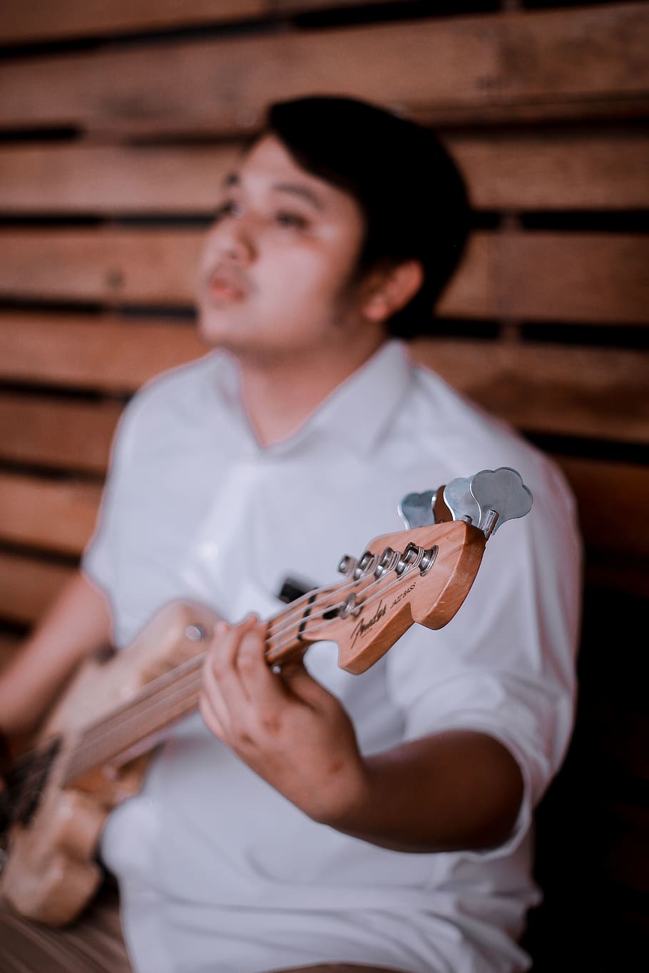 man playing guitar, human, person, musician, leisure activities HD wallpaper