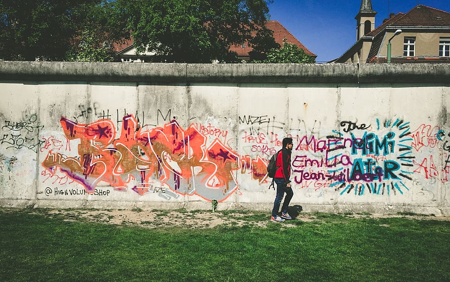 berlin, germany, wall, walking, graffiti, architecture, art and craft HD wallpaper