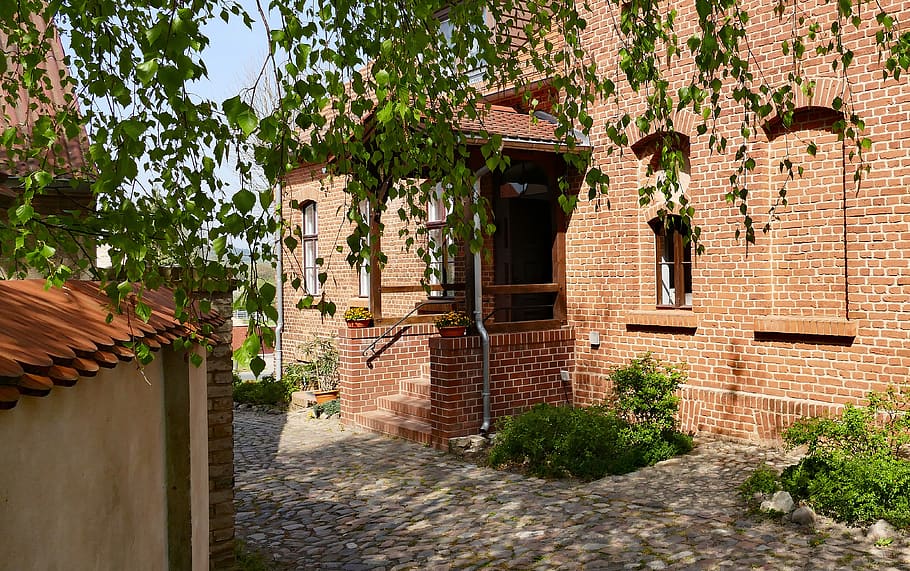 house, facade, brick, building, architecture, old, historic center HD wallpaper