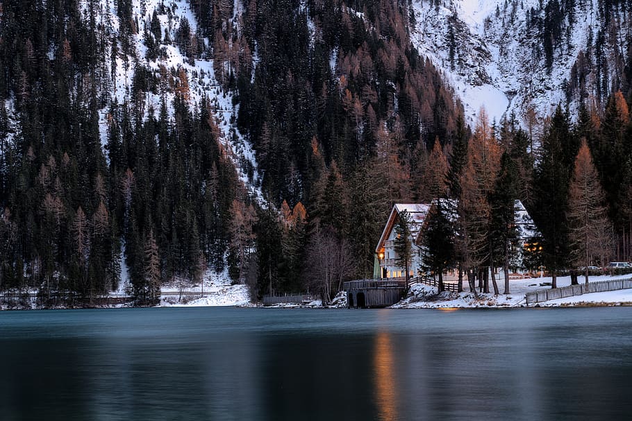 House Near Lake Photo, chalet, cold, dawn, daylight, environment HD wallpaper
