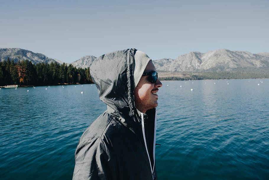 trees, lake, forest, mountains, man, guy, boy, sunglasses, fashion HD wallpaper