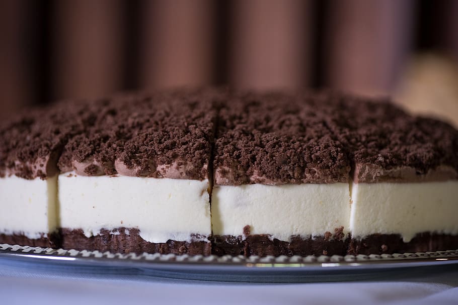 cake, bake, eat, sweet, sprinkles, cream, baker, dessert, sweet food HD wallpaper