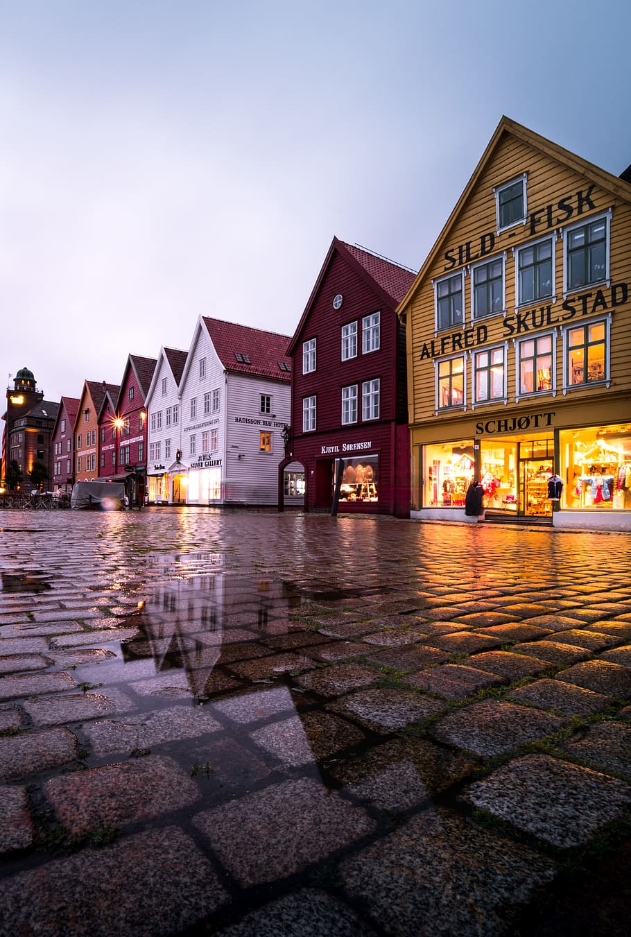 assorted-color houses, architecture, building exterior, built structure HD wallpaper