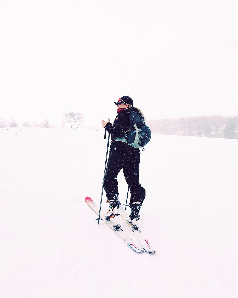 Person Skiing, adventure, cold, downhill, fun, norway, recreation HD wallpaper